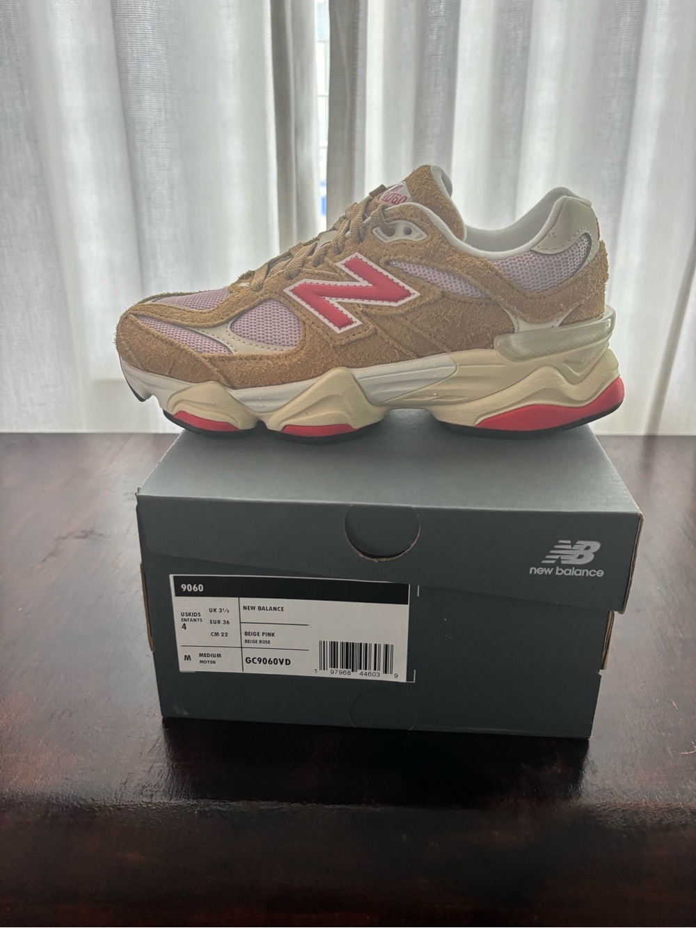 New Balance beige and pink women's sneakers